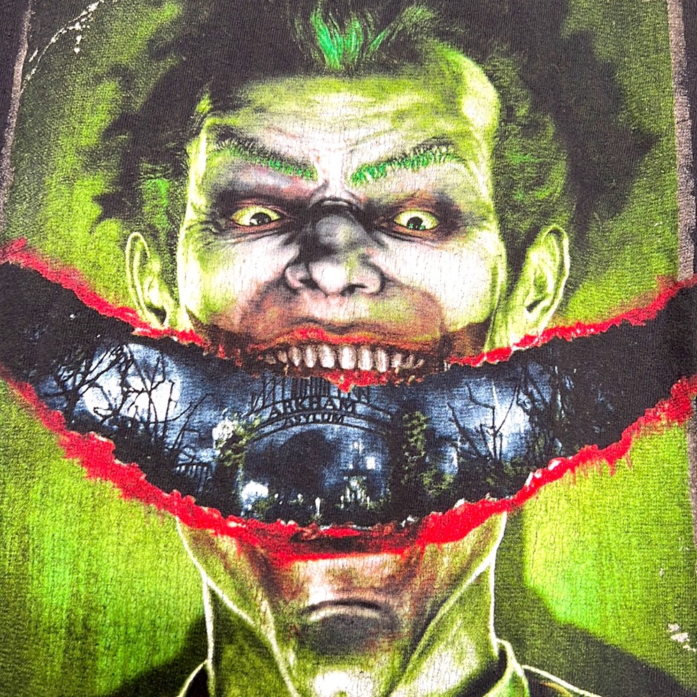 Batman Arkham Asylum shirt